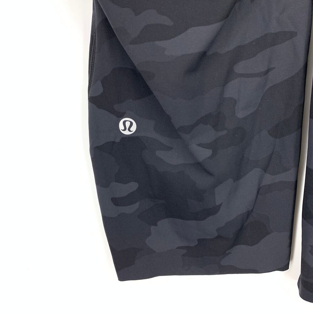 Lululemon Base Pace Crop Legging 23" Size 18 Heritage 365 Camo Deep Coal Multi - Picture 3 of 6